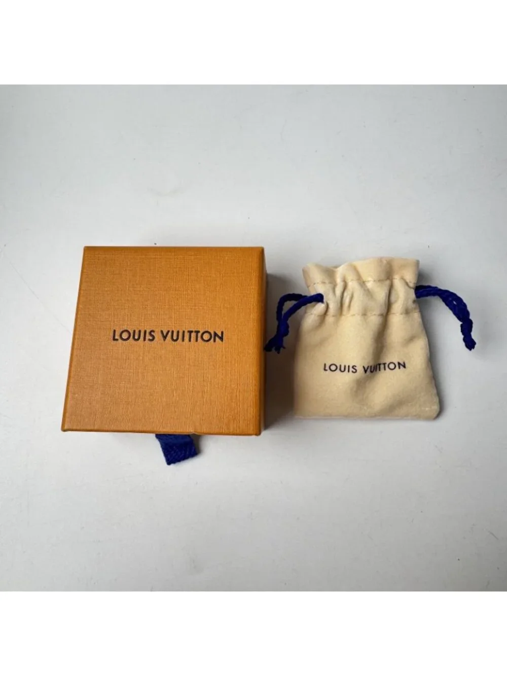 Louis Vuitton Necklace Petit